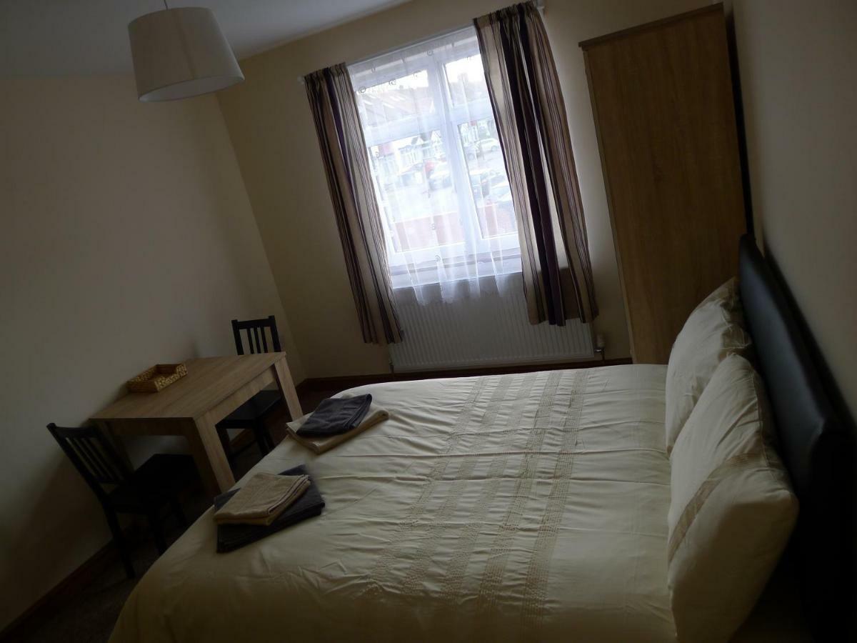 Wembley Homestay Londres Extérieur photo